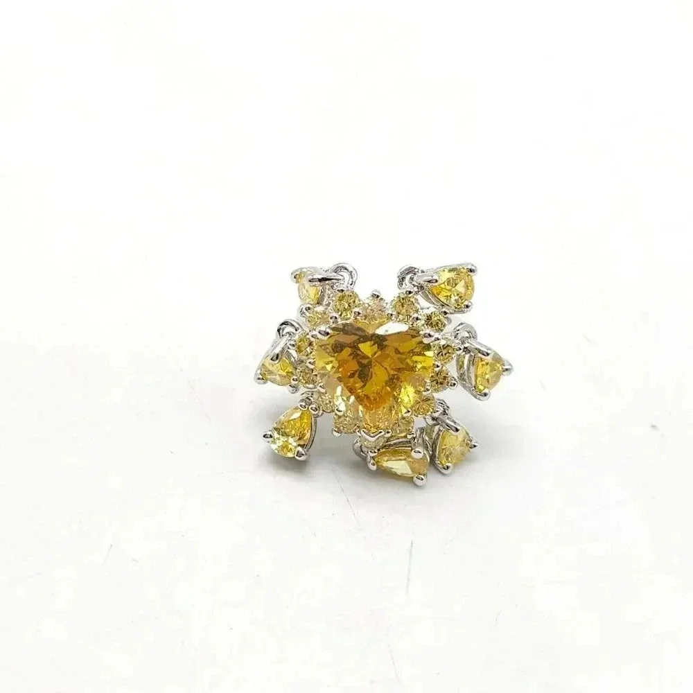 UNCAS Sterling Silver .925 Yellow Rhinestone Dangle Bling Ring Size 5